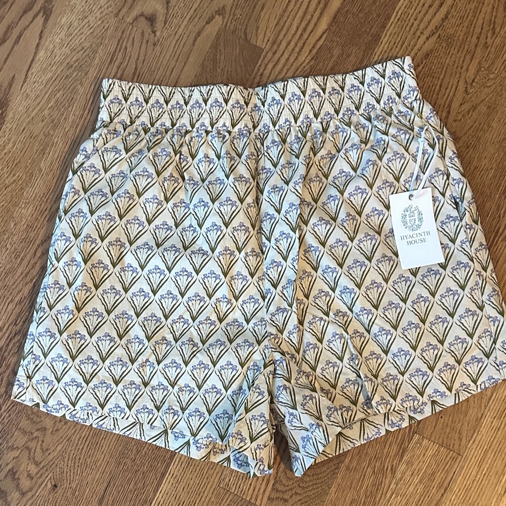 Tuckernuck High Waist Patterned Shorts - Cream and Blue